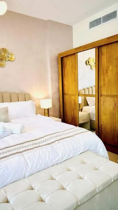 Exquisite Studio Apartment Near Yas Island Абу-Даби