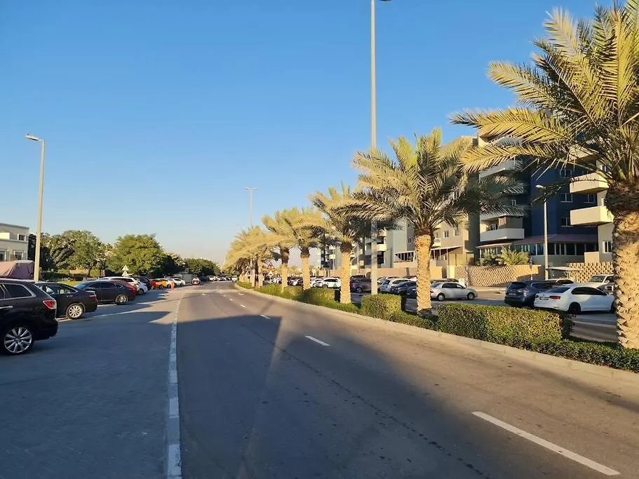 Exquisite Studio Apartment Near Yas Island Абу-Даби